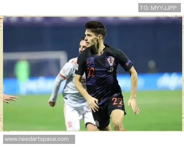 足球2号球星的崛起之路与未来发展潜力分析 足球2号球星的崛起之路与未来发展潜力分析