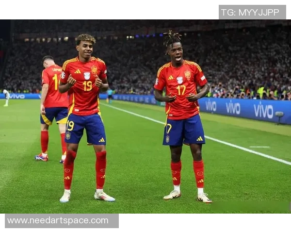 土耳其足球队崛起之路：从传统强队到现代足球新星的蜕变与挑战